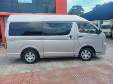 https://riyasewana.com/uploads/toyota-hiace-trh200-1318431617185.jpg