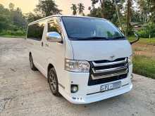 Toyota Hiace TRH200 KDH GL 2015 Van