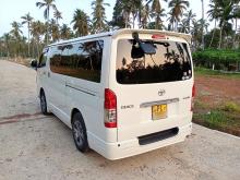 https://riyasewana.com/uploads/toyota-hiace-trh200-22939156275.jpg