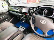 https://riyasewana.com/uploads/toyota-hiace-trh200-419565422403.jpg