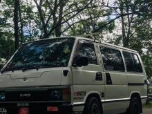 Toyota Hiace 1987 Van
