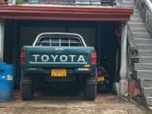 Toyota Highlax 1993 Crew Cab