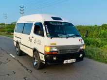 Toyota Higroof 2004 Van