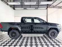 https://riyasewana.com/uploads/toyota-hilix-gr-2025-208210712872.jpg