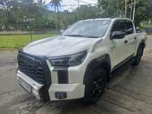 https://riyasewana.com/uploads/toyota-hillix-revo-2018-1320141712841.jpg