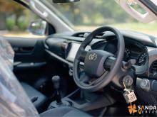 https://riyasewana.com/uploads/toyota-hillux-revo-2417074824194.jpg
