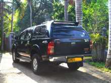 https://riyasewana.com/uploads/toyota-hilux-101130144153.jpg