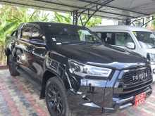 Toyota Hilux 2024 Pickup