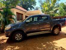 https://riyasewana.com/uploads/toyota-hilux-10153432572.jpg