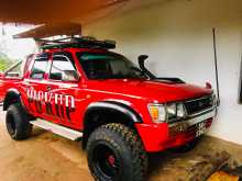 https://riyasewana.com/uploads/toyota-hilux-106-1989-78222912862.jpg