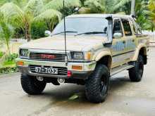 https://riyasewana.com/uploads/toyota-hilux-106-1996-1412100212532.jpg