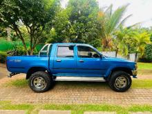 https://riyasewana.com/uploads/toyota-hilux-107-191612356594.jpg