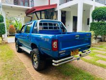 https://riyasewana.com/uploads/toyota-hilux-107-191612356815.jpg
