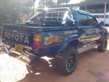 https://riyasewana.com/uploads/toyota-hilux-107-68240817214.jpg