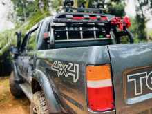 https://riyasewana.com/uploads/toyota-hilux-107-721092922092.jpg