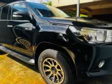 https://riyasewana.com/uploads/toyota-hilux-1105833655.jpg