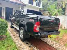 https://riyasewana.com/uploads/toyota-hilux-1110524652.jpg