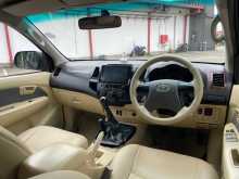 https://riyasewana.com/uploads/toyota-hilux-1131324305.jpg