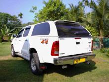 https://riyasewana.com/uploads/toyota-hilux-115083024762.jpg