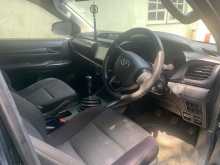 https://riyasewana.com/uploads/toyota-hilux-117270022113.jpg