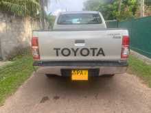 https://riyasewana.com/uploads/toyota-hilux-1195802186.jpg