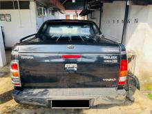 https://riyasewana.com/uploads/toyota-hilux-121183917356.jpg