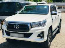 https://riyasewana.com/uploads/toyota-hilux-131217164872.jpg