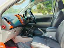 https://riyasewana.com/uploads/toyota-hilux-13165400125.jpg