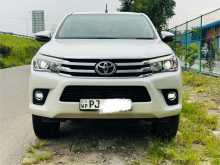 https://riyasewana.com/uploads/toyota-hilux-14110118212.jpg
