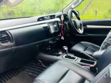 https://riyasewana.com/uploads/toyota-hilux-14110118556.jpg