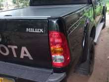 https://riyasewana.com/uploads/toyota-hilux-151118144723.jpg