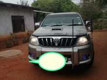 https://riyasewana.com/uploads/toyota-hilux-151332034682.jpg