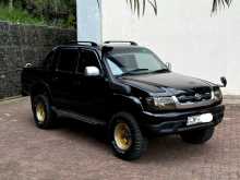 Toyota Hilux 166R 2005 Pickup