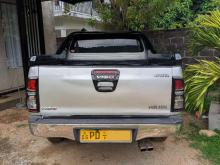 https://riyasewana.com/uploads/toyota-hilux-171141156546.jpg