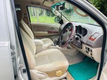 https://riyasewana.com/uploads/toyota-hilux-1720552317015.jpg