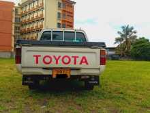 https://riyasewana.com/uploads/toyota-hilux-17222636214.jpg