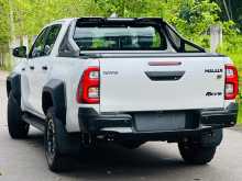 https://riyasewana.com/uploads/toyota-hilux-18154210904.jpg