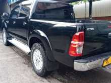 https://riyasewana.com/uploads/toyota-hilux-181733004553.jpg