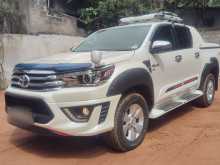 https://riyasewana.com/uploads/toyota-hilux-19724324693.jpg