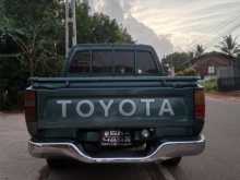 https://riyasewana.com/uploads/toyota-hilux-1996-2315143412572.jpg