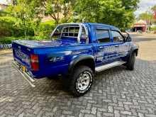 https://riyasewana.com/uploads/toyota-hilux-1997-187434212093.jpg