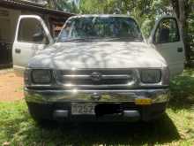 Toyota Hilux 1998 Pickup
