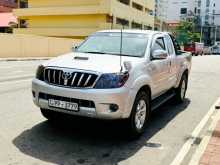 Toyota Hilux 2005 Pickup