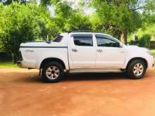 https://riyasewana.com/uploads/toyota-hilux-2006-111525212102.jpg