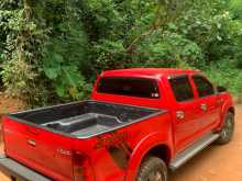 https://riyasewana.com/uploads/toyota-hilux-2006-119441312342.jpg