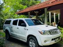 https://riyasewana.com/uploads/toyota-hilux-2007-120125612822.jpg