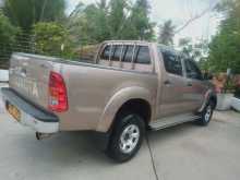 https://riyasewana.com/uploads/toyota-hilux-2007-2311091012143.jpg