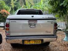 https://riyasewana.com/uploads/toyota-hilux-2007-238074212732.jpg