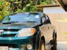 https://riyasewana.com/uploads/toyota-hilux-2007-2421465112012.jpg