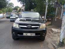 https://riyasewana.com/uploads/toyota-hilux-2007-2522560212122.jpg